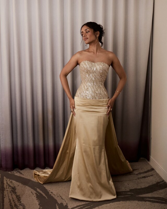Shabana Azeez nude photo 11