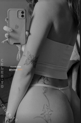 Shabenai nude photo 24