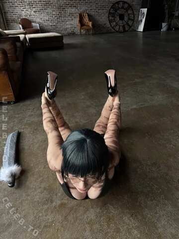Shadory nude photo 16