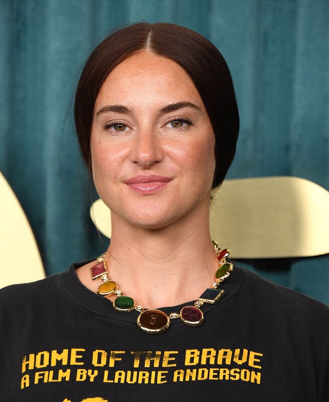 Shailene Woodley nude photo 24