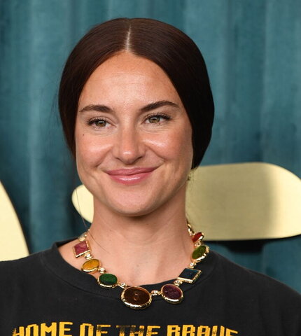 Shailene Woodley nude photo 6