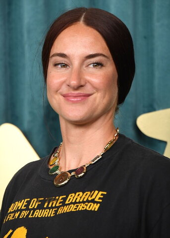 Shailene Woodley nude photo 2