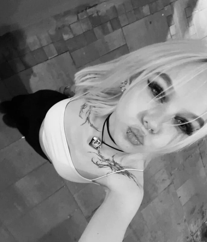 Shakianitti nude photo 2