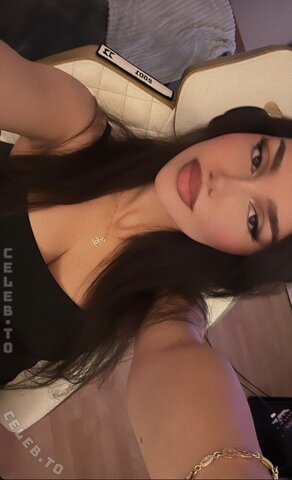 shakiravv nude photo 55