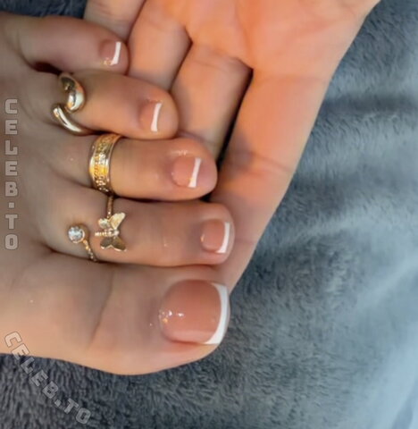 shakiravv Fresh (3 photos)