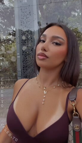 shakiravv – Sooo great eyes…. 🍒😜