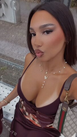 shakiravv nude photo 4