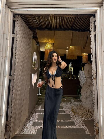 Shambhavi Singh nude photo 14