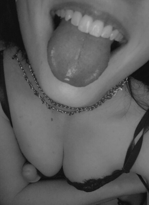 Shan nude photo 7
