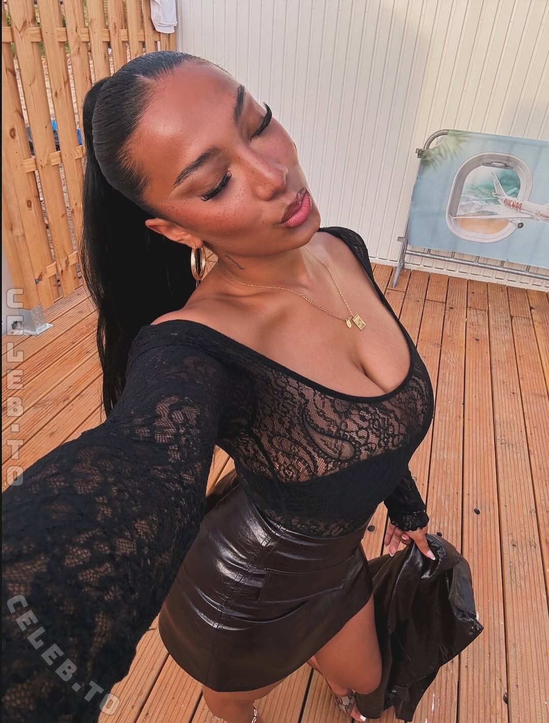 shaniaa.d1or nude photo 2