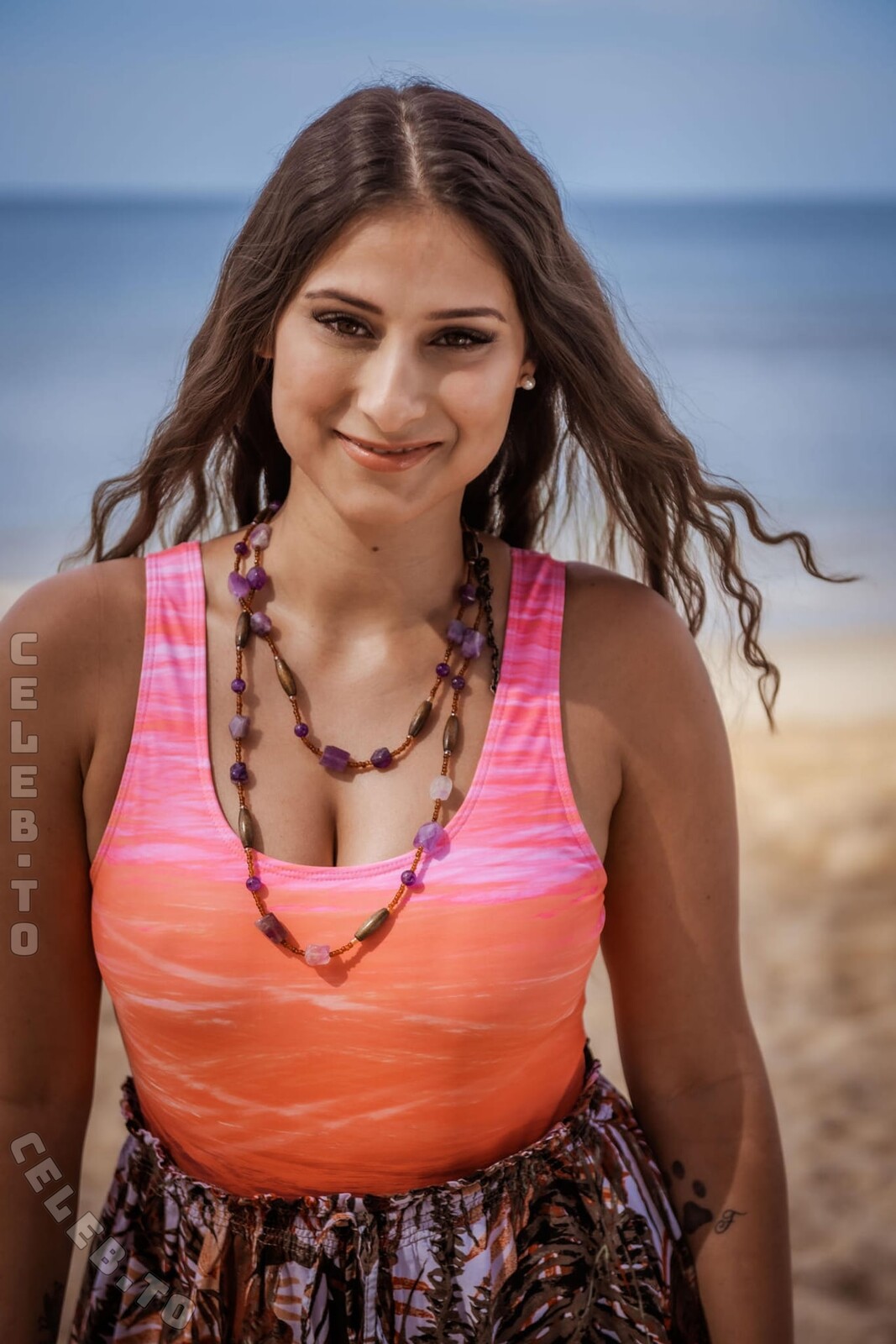Sharon Trovato nude photo 3
