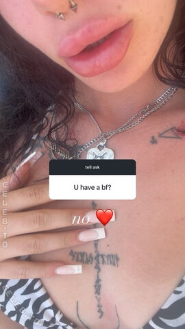 shawtysuzi nude photo 3