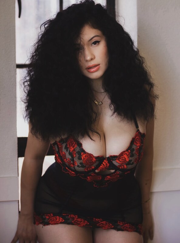 Shaylie Rosalyn nude photo 9