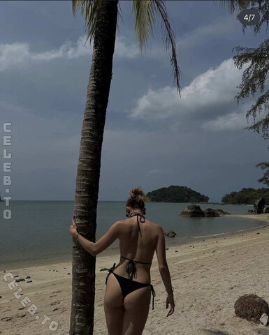 Sheila Gradascevic nude photo 2