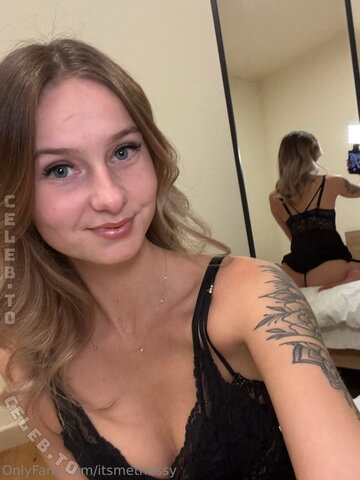Shelley Thessyna nude photo 2