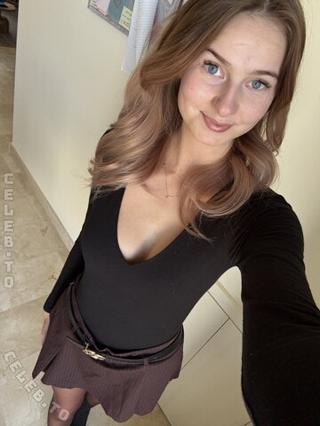 Shelley Thessyna nude photo 10