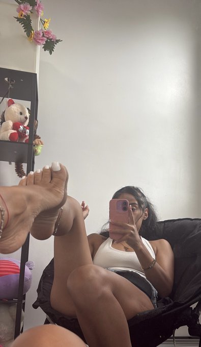 shexbeautiful nude photo 3