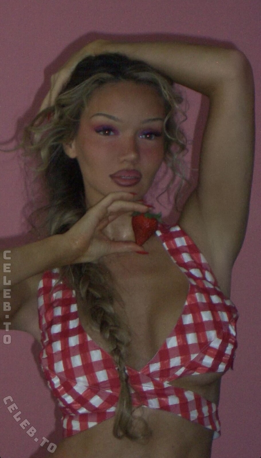 Shirin David nude photo 1