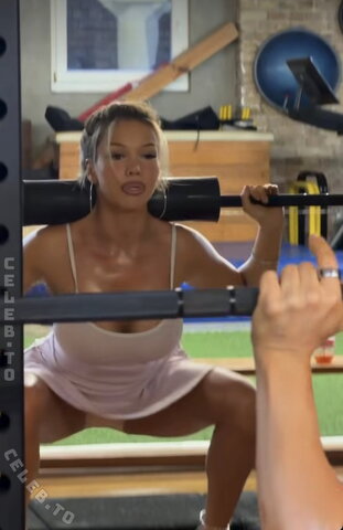 Shirin David nude photo 18