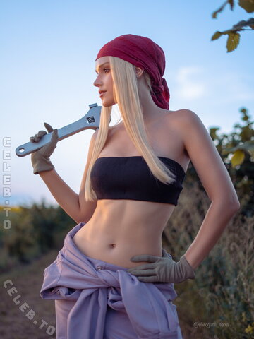 Shirogane-Sama Hot (2 photos)