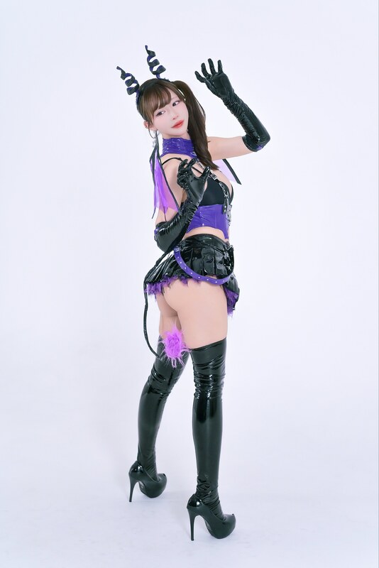 Shirotama Mai nude photo 6
