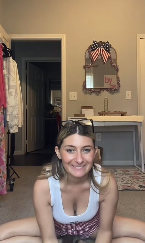 Shop.byAri nude photo 1