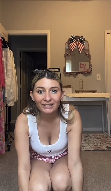 Shop.byAri nude photo 2