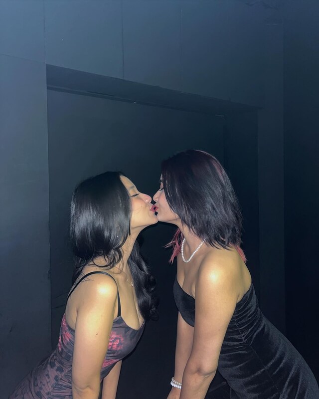 shradhaa.2110 nude photo 2