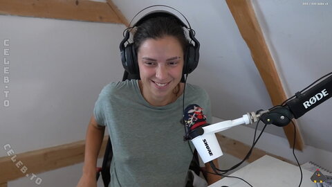 Shurjoka nude photo 2