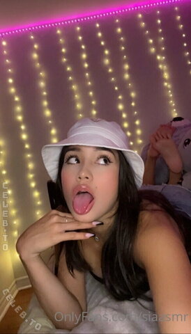 Sia ASMR nude photo 54