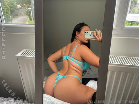 Sianfitness nude photo 50