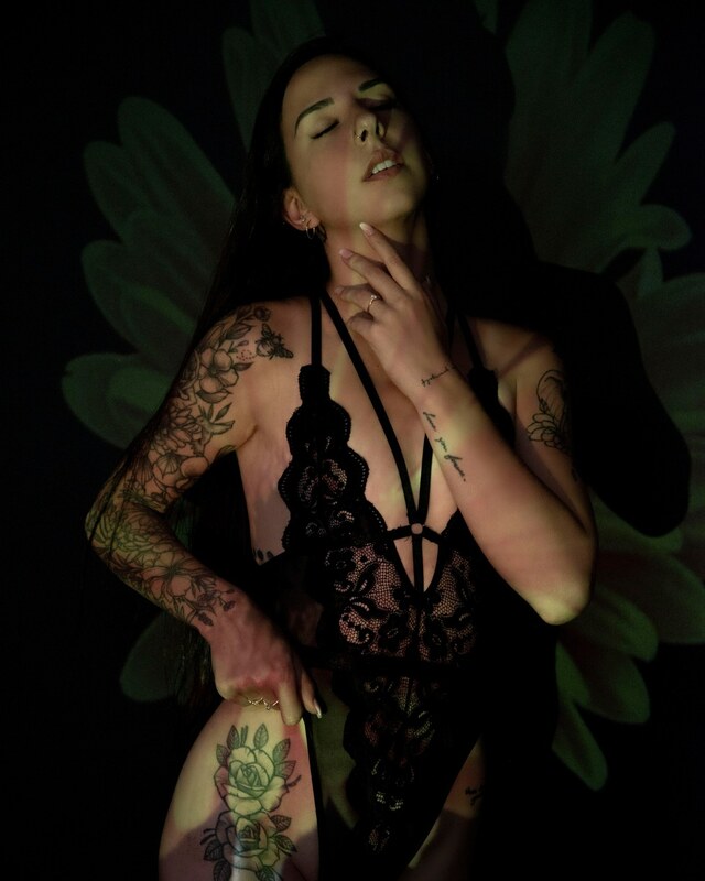 Sidney Karchie nude photo 2