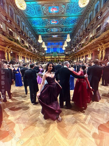 Sila Sahin-Radlinger nude