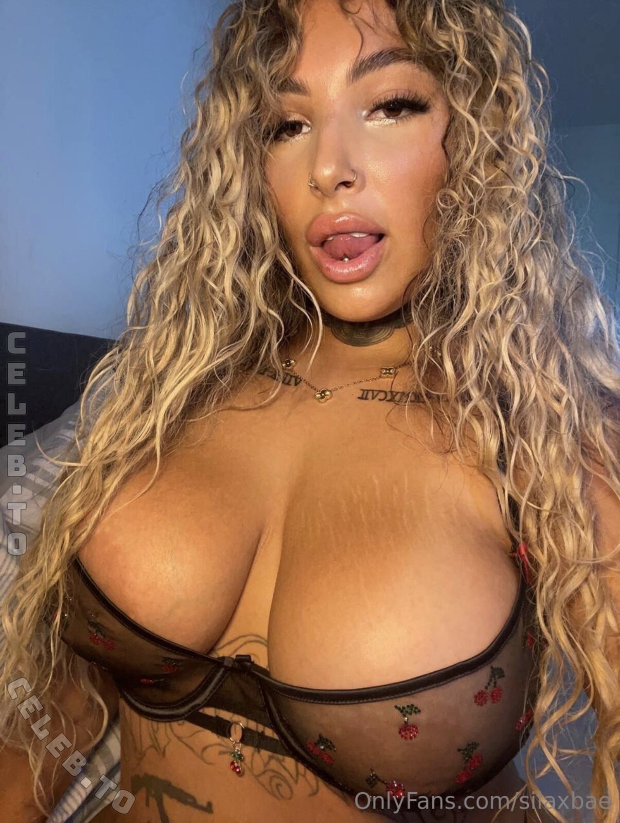 silaaabaeee nude photo 1