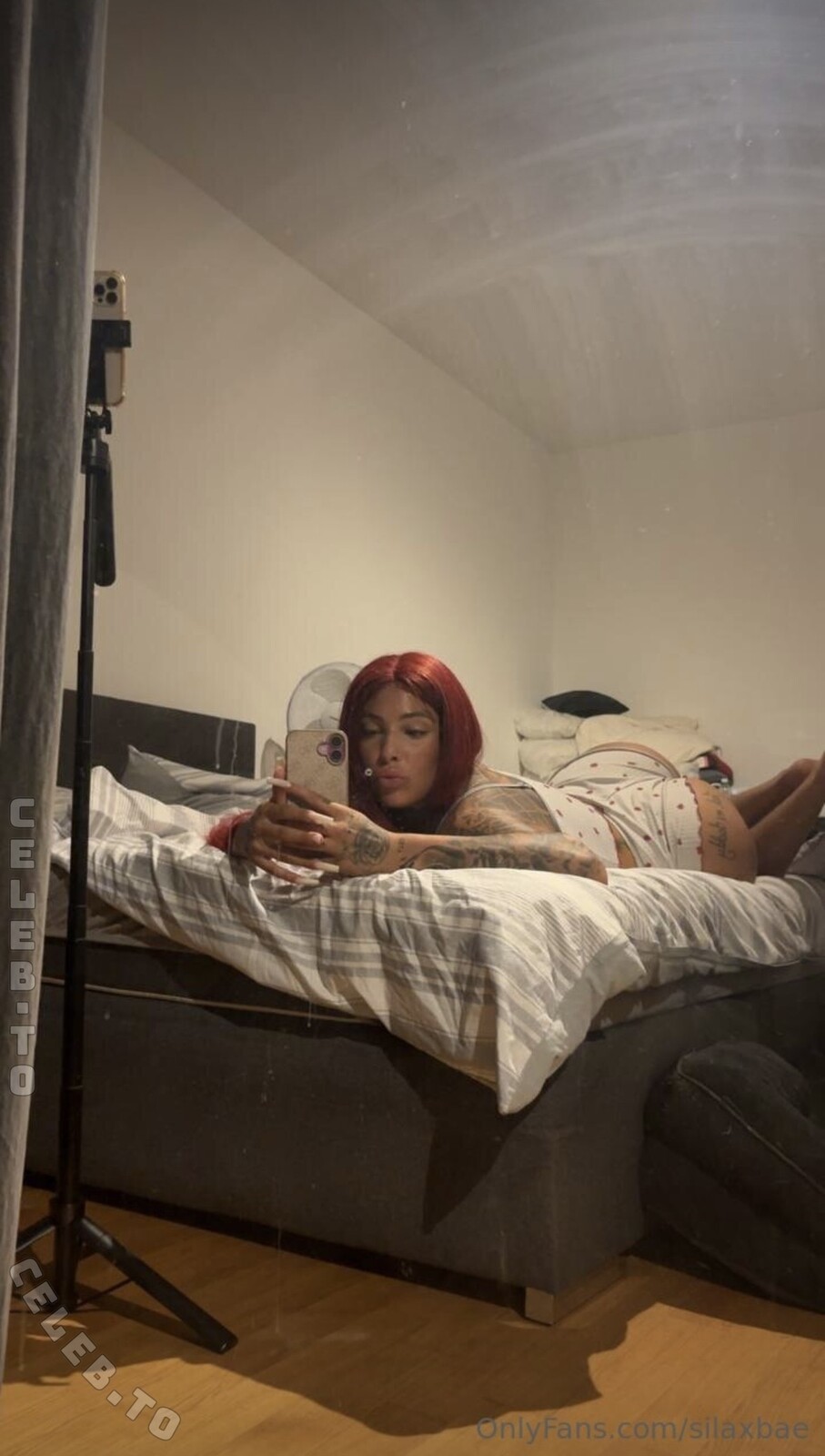 silaaabaeee nude photo 2