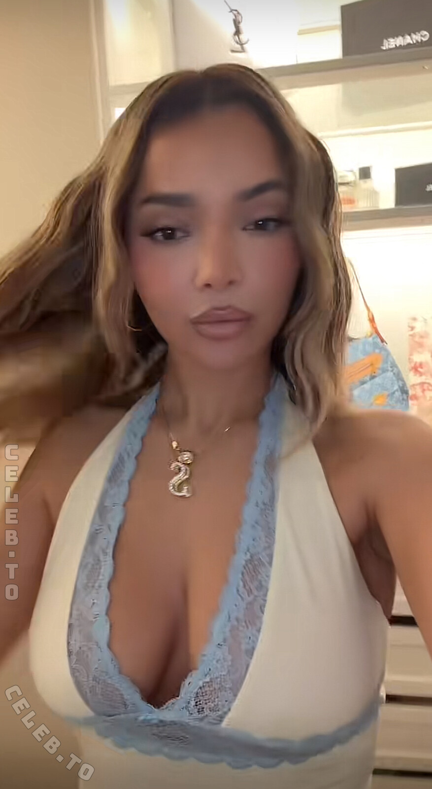 Silan Hüseyinoglu nude photo 3