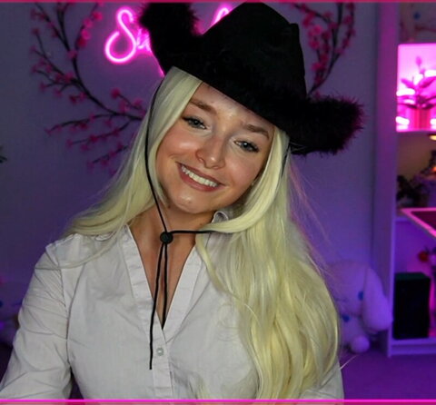 sillylilyzz nude photo 5