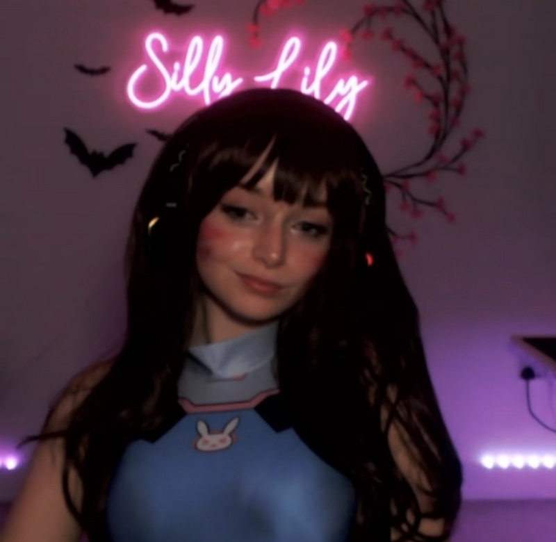 sillylilyzz nude photo 9