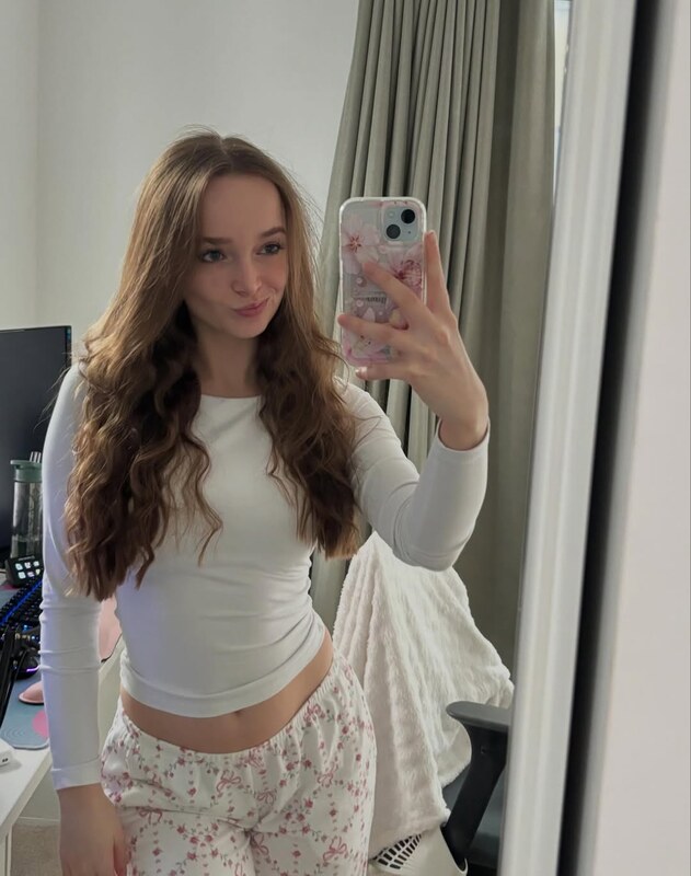 sillylilyzz nude photo 11