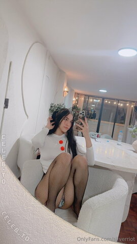 Silver Riot nude photo 25