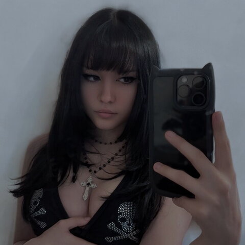 Silvibunni nude photo 6