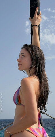 Simona Coppola nude photo 4