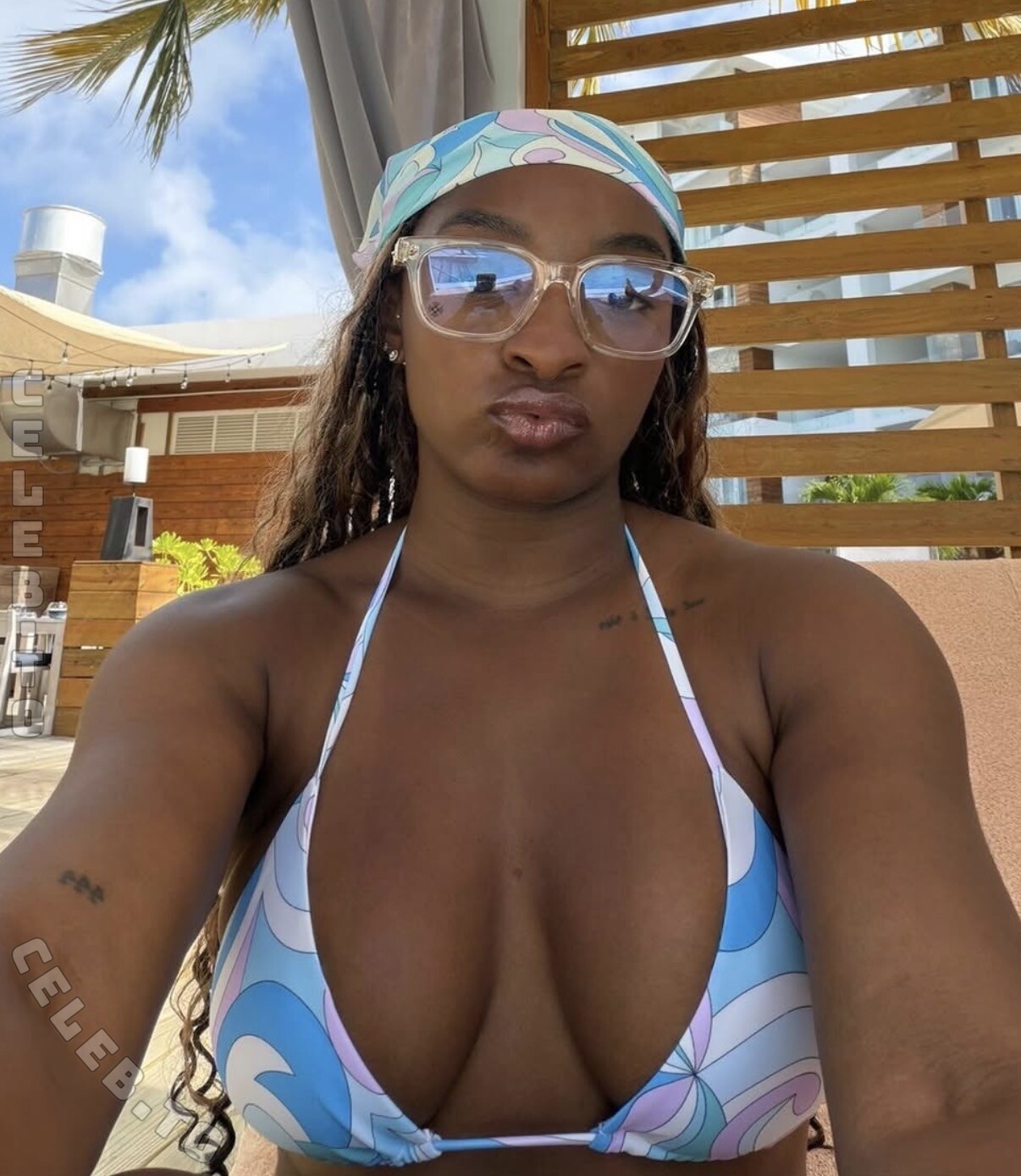 Simone Biles nude photo 4