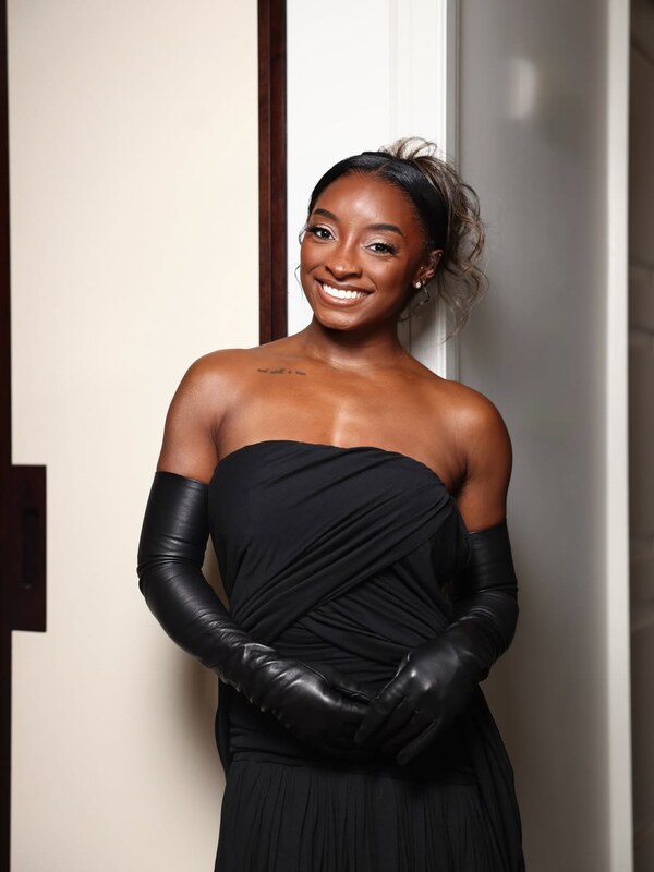 Simone Biles nude photo 5