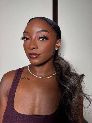 Simone Biles nude photo 6