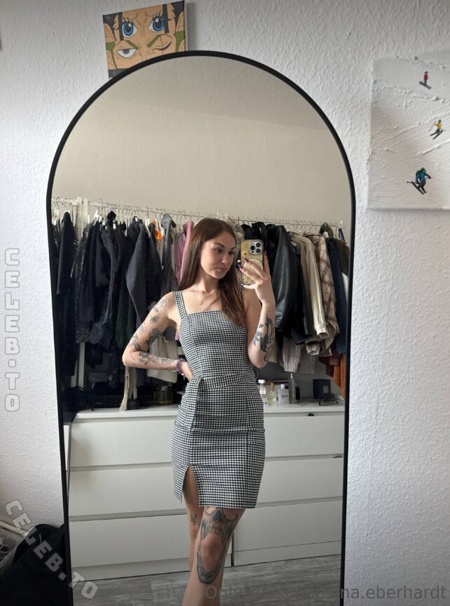 Sina Eberhardt nude photo 1