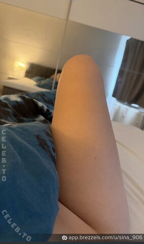 Sina_906 nude photo 5