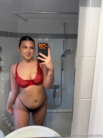 Sinayourfav nude photo 50