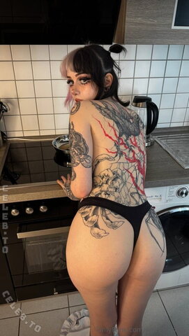 Sinistermisa nude photo 19