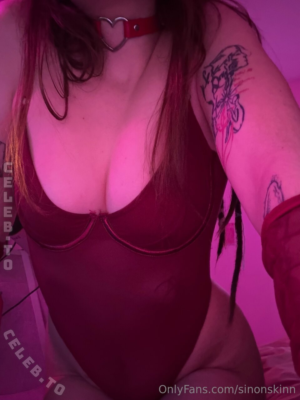 SinonSkinn nude photo 4